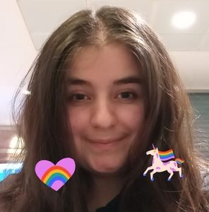 Meet your Posher, Olivia